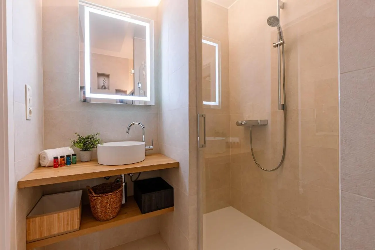 Apartment Completely Renovated Studio Located In Ostend